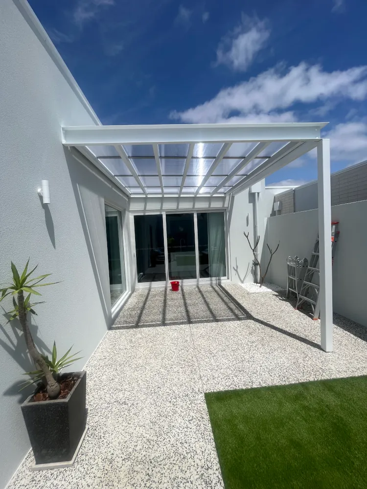 Doppelstegplatte 10 mm klar – Terrassendach, klare Optik