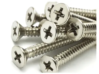 Verzinkte Schrauben zur Befestigung von Polycarbonatplatten